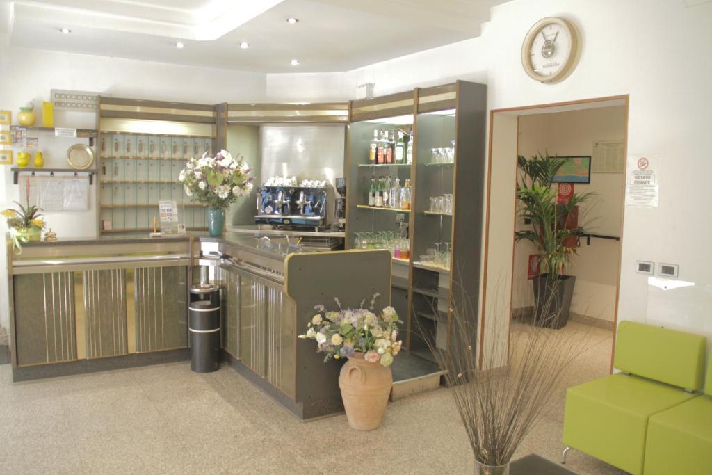 Hotel Desiree Σαν Μπενεντέτο ντελ Τρόντο Εξωτερικό φωτογραφία