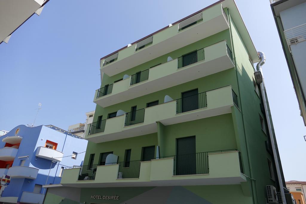 Hotel Desiree Σαν Μπενεντέτο ντελ Τρόντο Εξωτερικό φωτογραφία