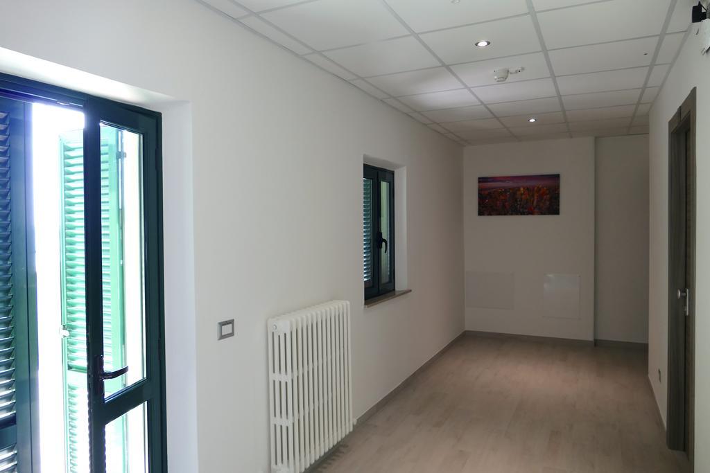 Hotel Desiree Σαν Μπενεντέτο ντελ Τρόντο Εξωτερικό φωτογραφία
