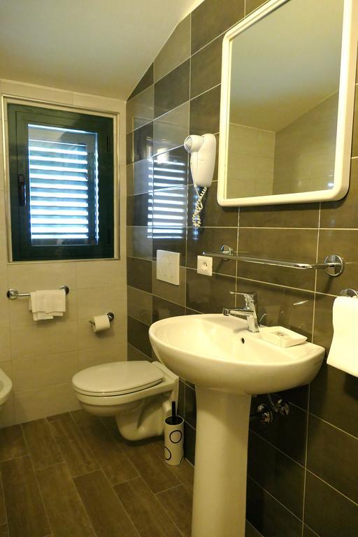 Hotel Desiree Σαν Μπενεντέτο ντελ Τρόντο Δωμάτιο φωτογραφία